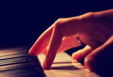 掘金本赛季已取得46胜28负 将保底附加赛.